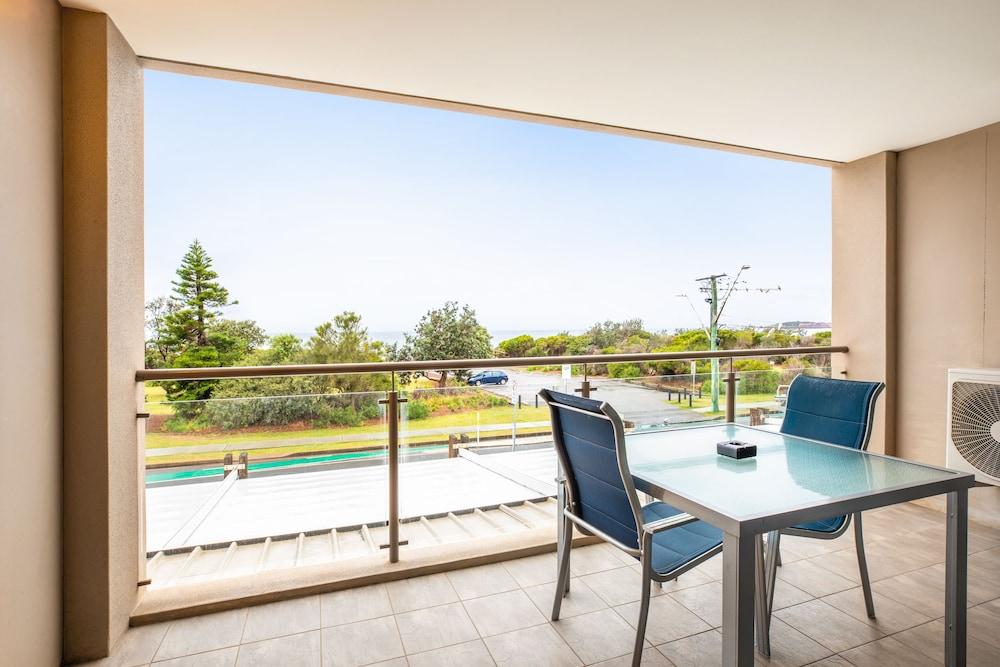 Narrabeen Sands Hotel By Nightcap Plus Bagian luar foto